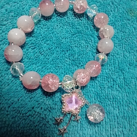 Silvertone white pink beaded star stretch bracelet - Picture 1 of 3